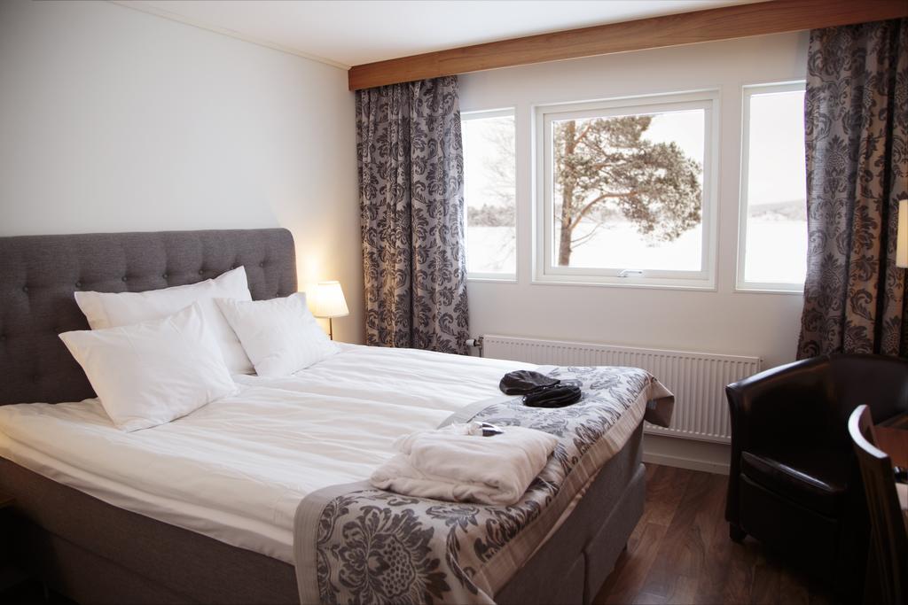Hotel Kraja Arjeplog Esterno foto